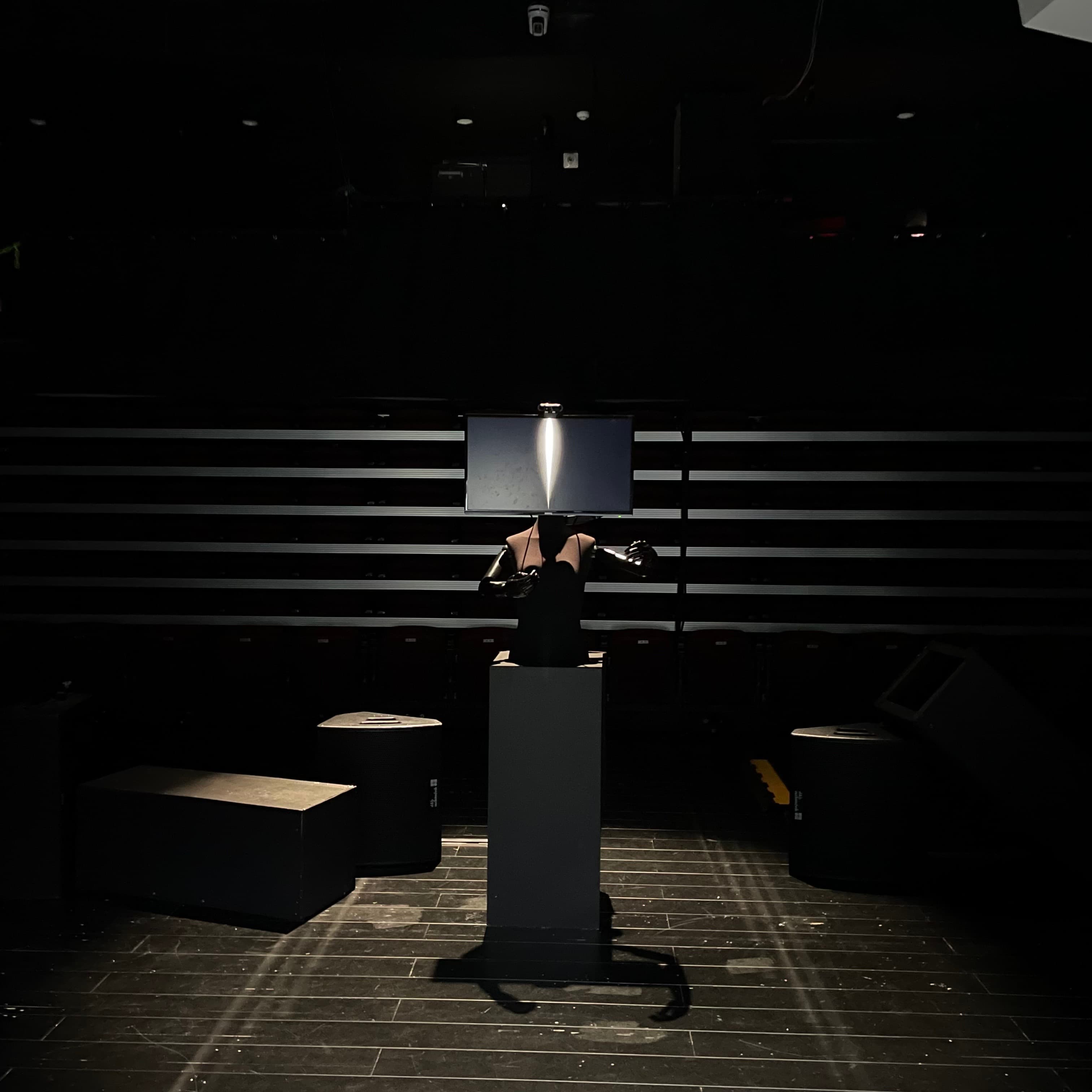 DIOS EX MACHINA — image 2