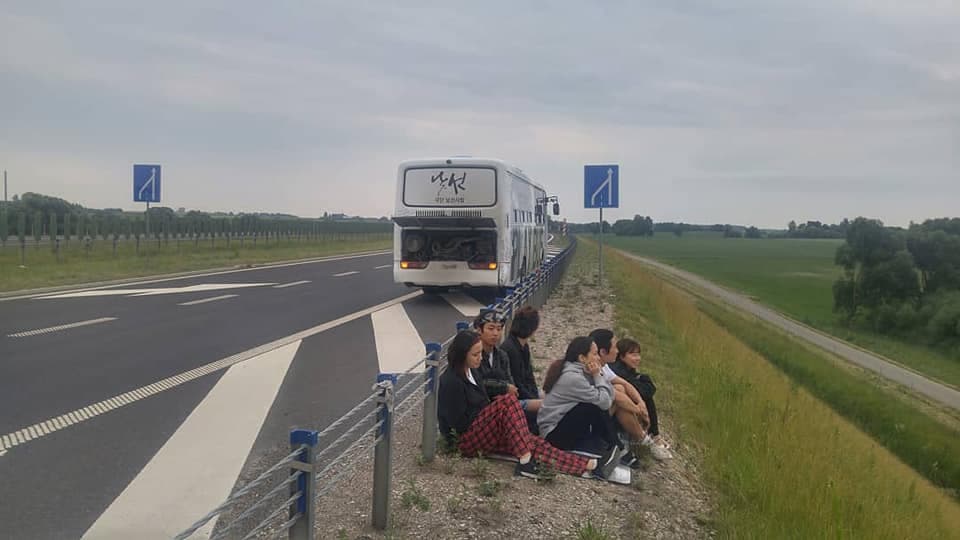 PLAY BUS — image 1